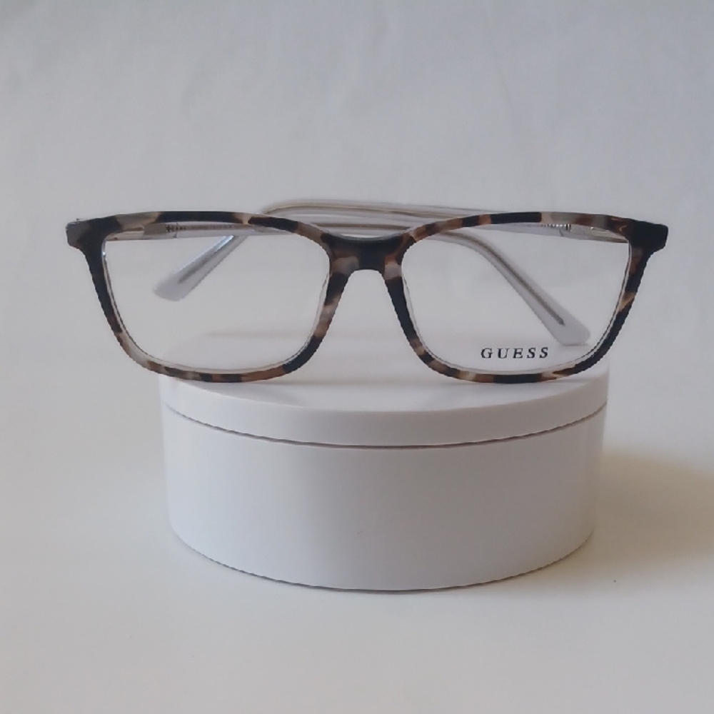 Guess Tortoise Shell Glasses - Picture 2 of 7